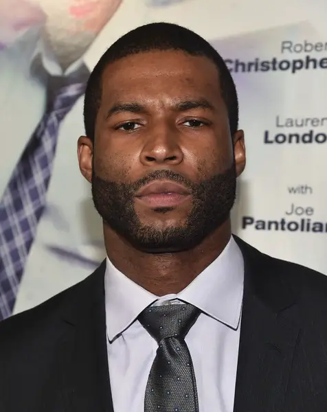 How tall is Robert Christopher Riley?